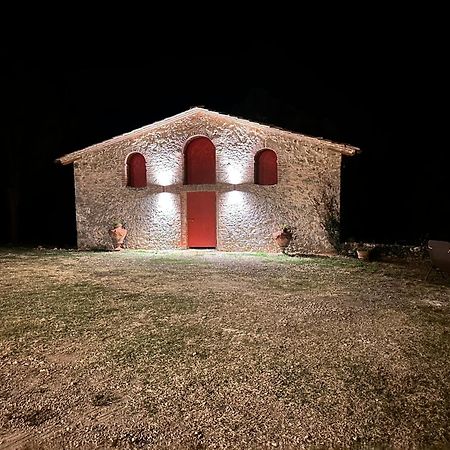 Borgo Dei Fondi Villa Siena Exterior photo