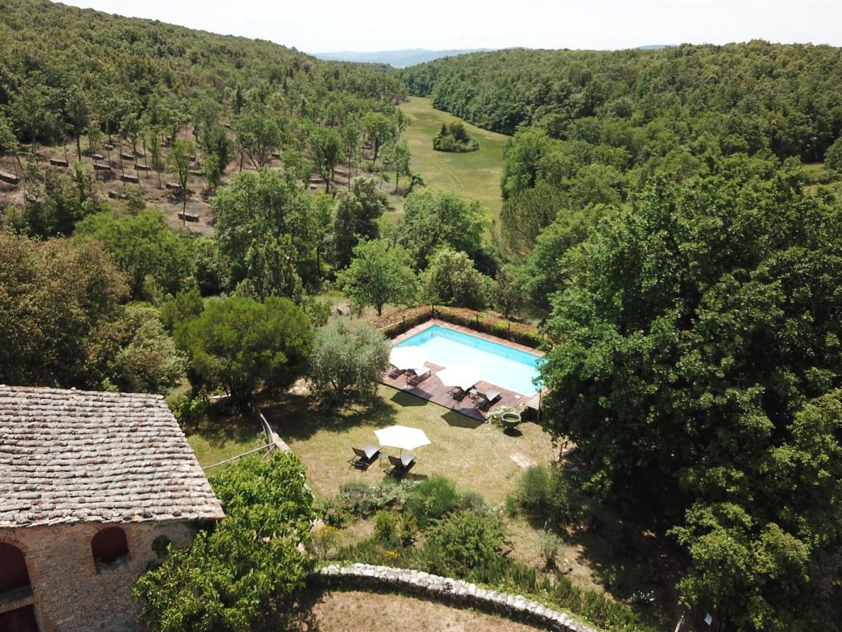 Borgo Dei Fondi Villa Siena Exterior photo